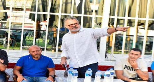 بركات يستعرض مع ميكالي الاستعدادات النهائية لكأس الأمم الأفريقية